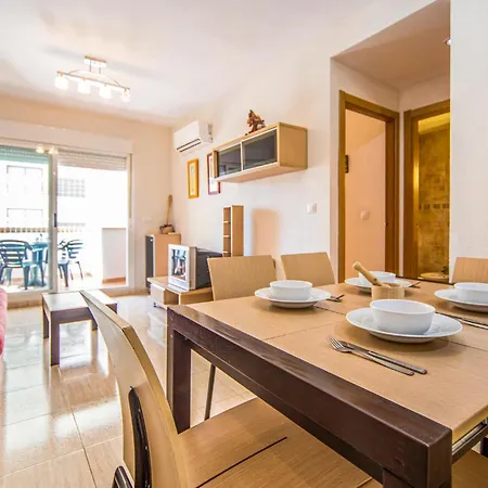 2 Bedroom Lovely In Apartment Oropesa del Mar